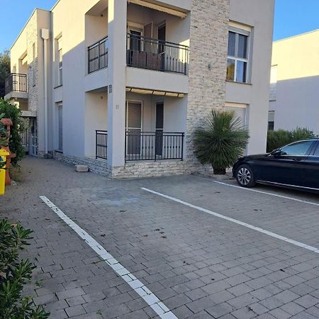 Apartman Lozancic 维尔 外观 照片